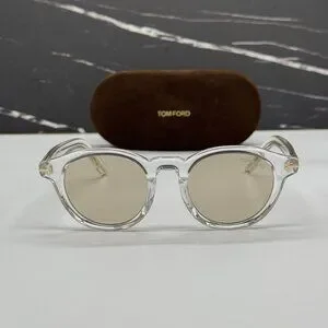 NEW TOM FORD TF1123-D 26E TRANSPARENT/BEIGE WOMEN SUNGLASSES FT1123-D 26E Tom Ford Sunglasses FT1123-D 45A - Best Price and Available  main image 4